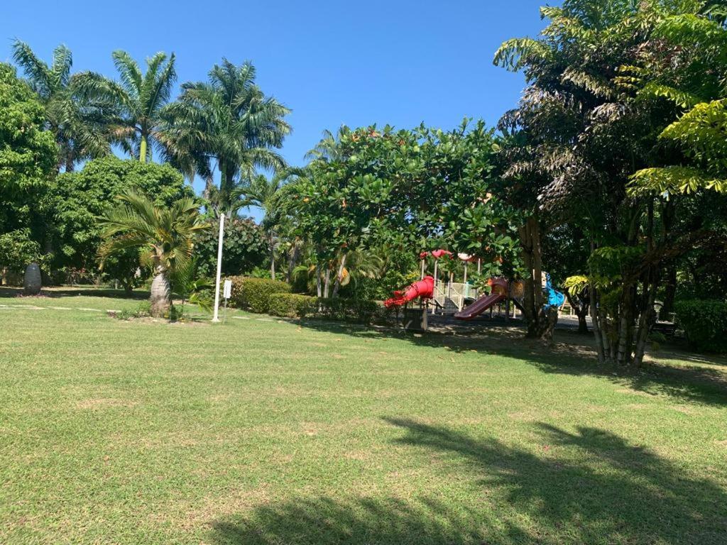 Nature'S Choice Home Richmond Palms, Jamaica Exteriör bild